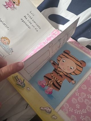 4 libros de Lulú