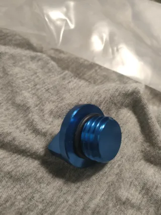 Tappo olio motore blu moto