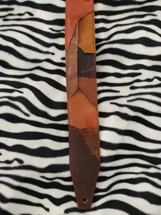 Correa patchwork 100% cuero guitarra bajo