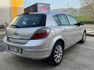 Opel Astra 2006