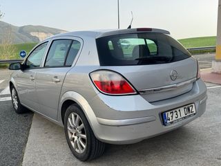 Opel Astra 2006