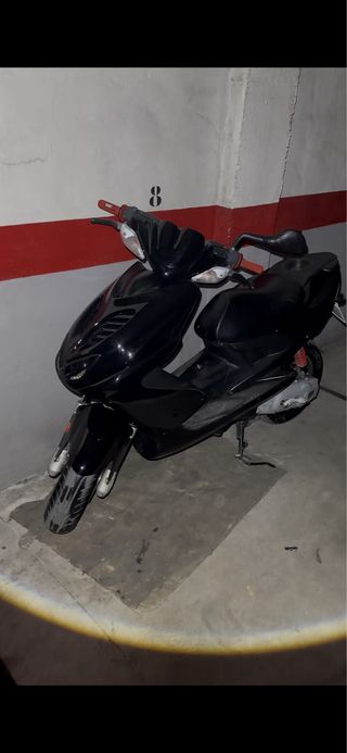 Yamaha Aerox 50cc Negra  Itv 2027