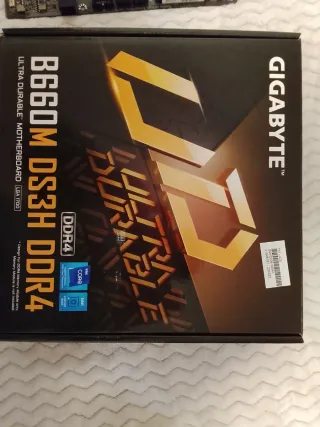 Procesador Intel Core i5-12400F + Placa Base + RAM