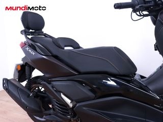 YAMAHA X-MAX 125 TECH MAX