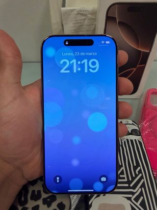 iPhone 16 Pro Dorado (91% Salud)