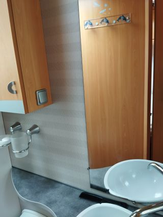 Autocaravana perfilada 6.5m pilote p650 impecable