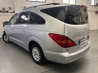 SsangYong Rodius 270 XDi 165 caballos