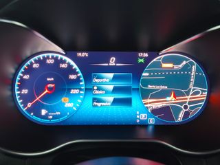 MERCEDES-BENZ GLC 200D 4MATIC 163cv AMG