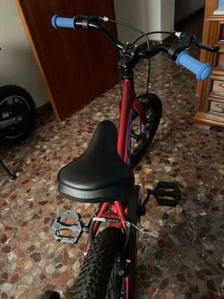 Bicicleta infantil B-PRO 16” como nueva