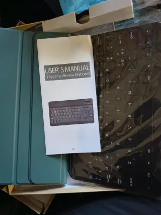 Tastiera wireless con custodia