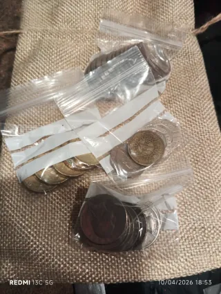 Lote de monedas y billetes antiguos colección