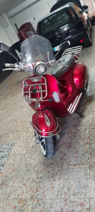 Moto Scooter Roja 125cc