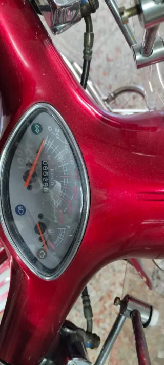 Moto Scooter Roja 125cc