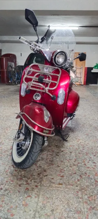 Moto Scooter Roja 125cc