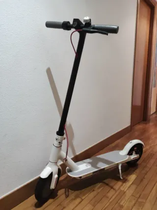 Patinete Eléctrico Xiaomi M365 Blanco