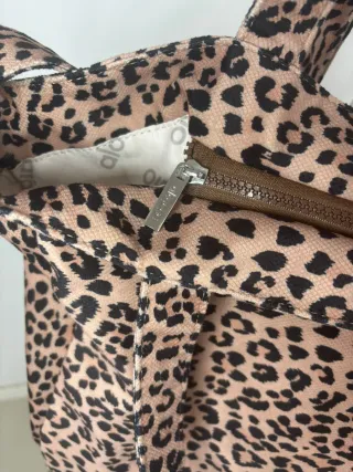 Mala Alo com padrão leopardo