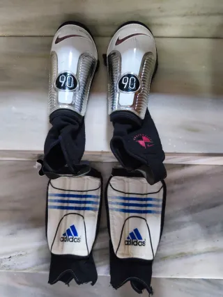 Espinilleras Fútbol Nike y Adidas