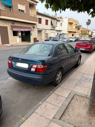 Nissan Almera 2002