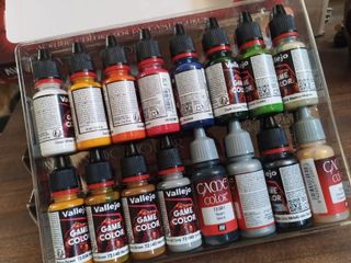 Vallejo Game Color Set 16 Pinturas Acrílicas