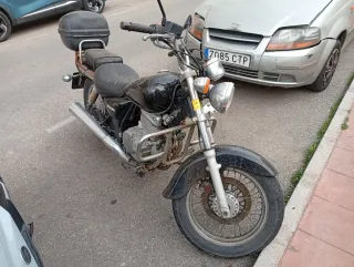Suzuki 250 Cruiser Negra