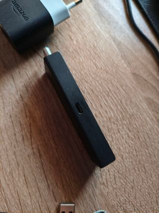 Amazon Fire TV Stick 2a Gen + Cover