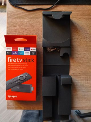 Amazon Fire TV Stick 2a Gen + Cover