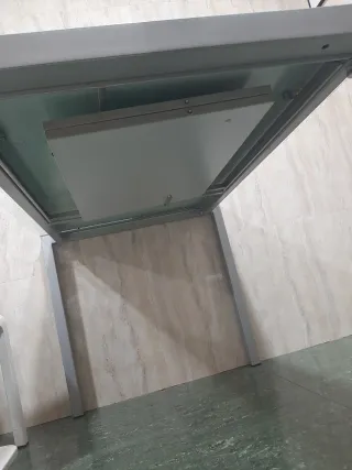 Mesa de cristal y metal 80x120