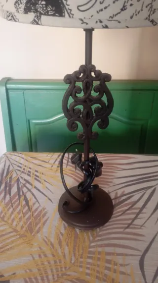 Lampada da tavolo shabby chic