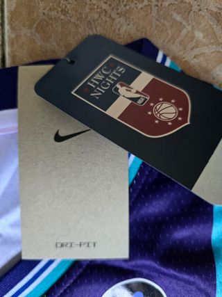 camiseta de knueppel de charlotte (XL)