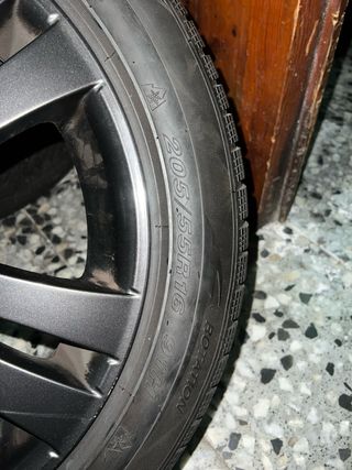 Llantas aluminio negras PLW con neumáticos