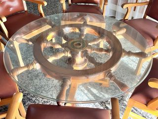 MESA CENTRO CON TIMÓN