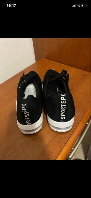 Scarpe nere fashion leggere nuove