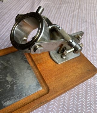 Jamonero profesional JAMOTEC J4P plegable
