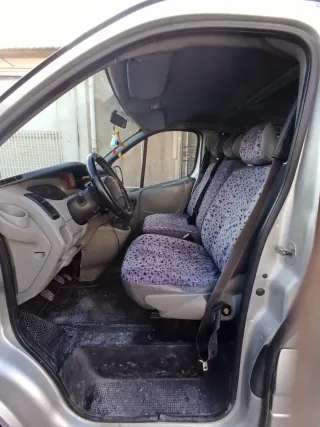 Nissan Primastar 2004