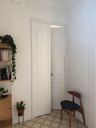 Puerta doble madera modernista