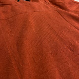 Sudadera Champion naranja con logo en relieve