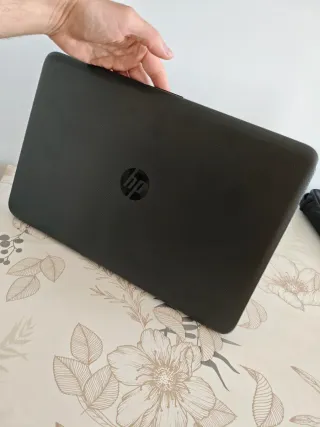 Portátil HP 15,6" Win 11 Intel ie3 8Gb Ram 128 SSD