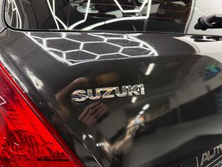 Suzuki Swift 1.2 BLACK & WHITE 5p