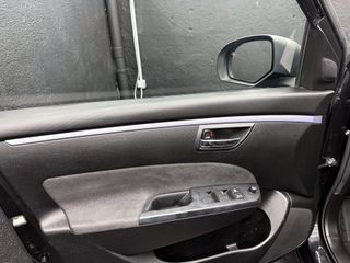 Suzuki Swift 1.2 BLACK & WHITE 5p