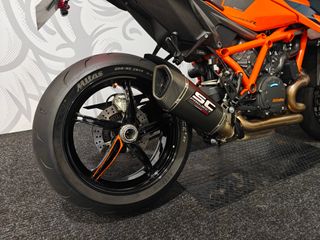 KTM 1290 SUPERDUKE R 2022  14700KMS