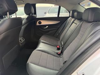 Mercedes-Benz Clase E 220d Amg line