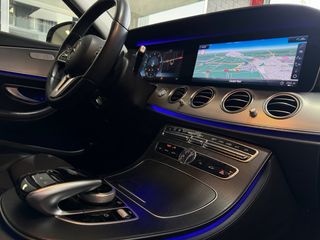 Mercedes-Benz Clase E 220d Amg line