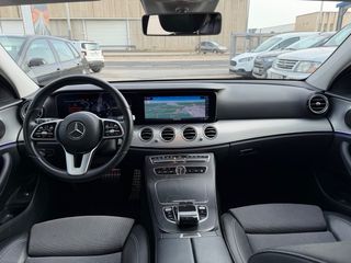 Mercedes-Benz Clase E 220d Amg line