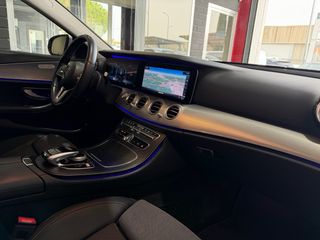 Mercedes-Benz Clase E 220d Amg line