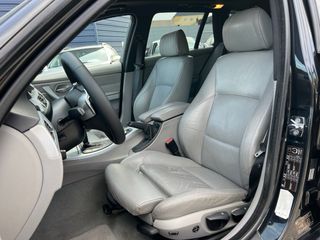 BMW Serie E91 / Pack M / 325d / Automatico /2008