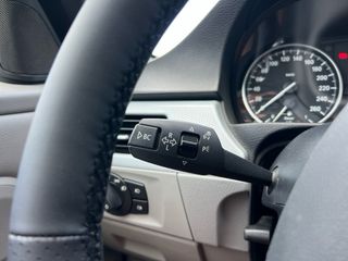 BMW Serie E91 / Pack M / 325d / Automatico /2008