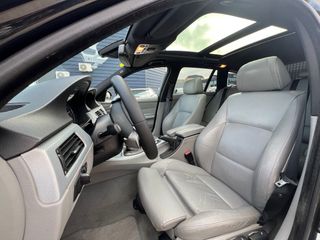 BMW Serie E91 / Pack M / 325d / Automatico /2008