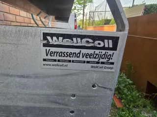 Estantería metálica multiusos para furgoneta