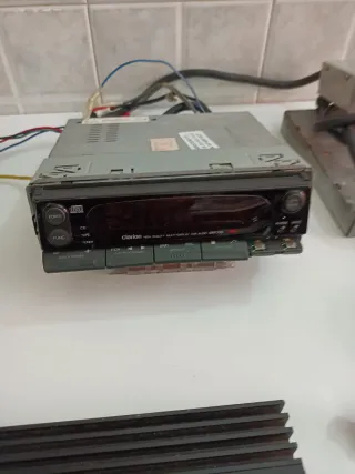 Clarion CMX 230 Autoradio leggi descrizione