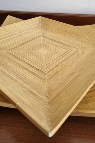 2 Piatti Quadrati in Legno Naturale